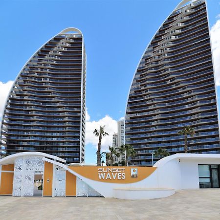 Sunset Waves Siesta Apartment Benidorm Luaran gambar